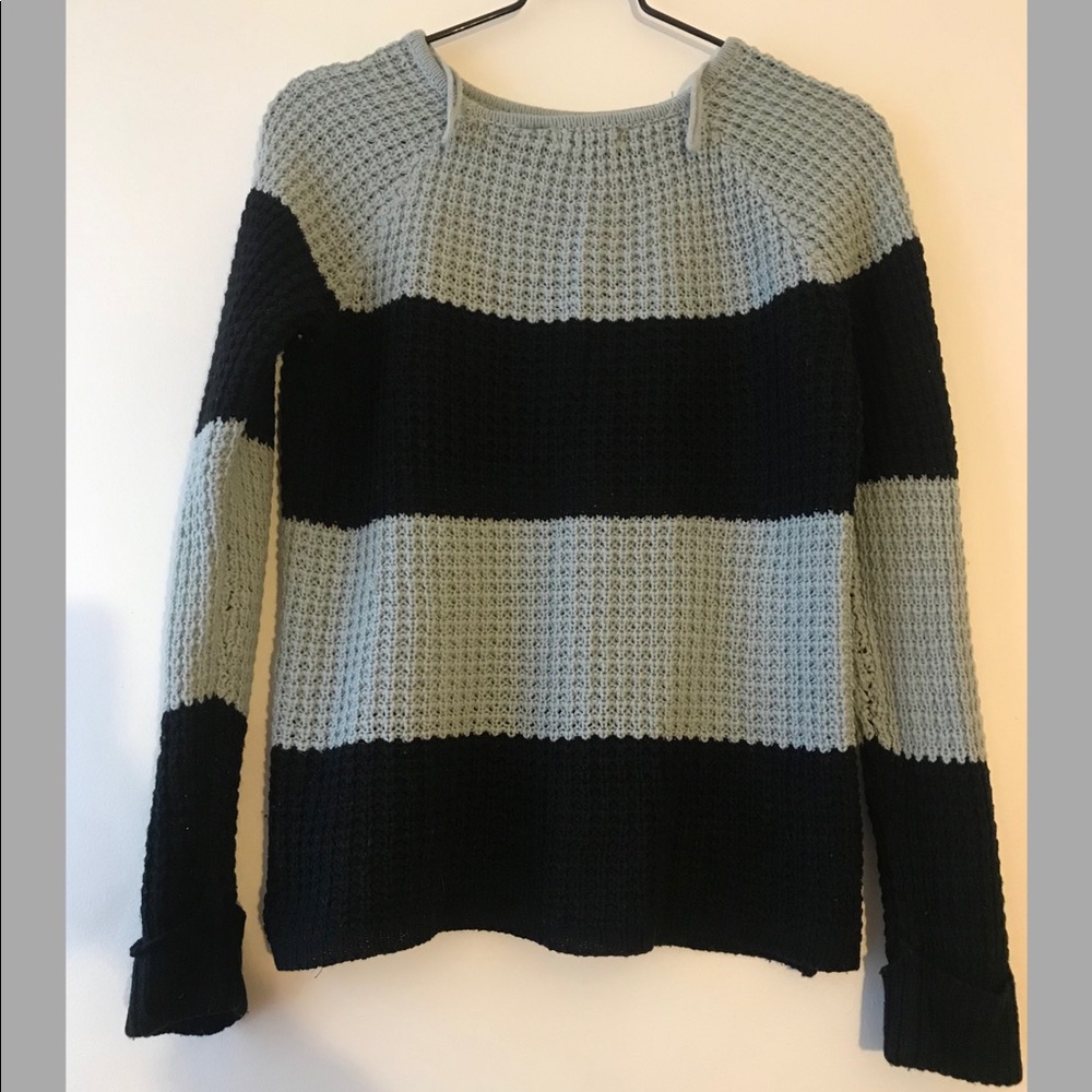 Knit sweater